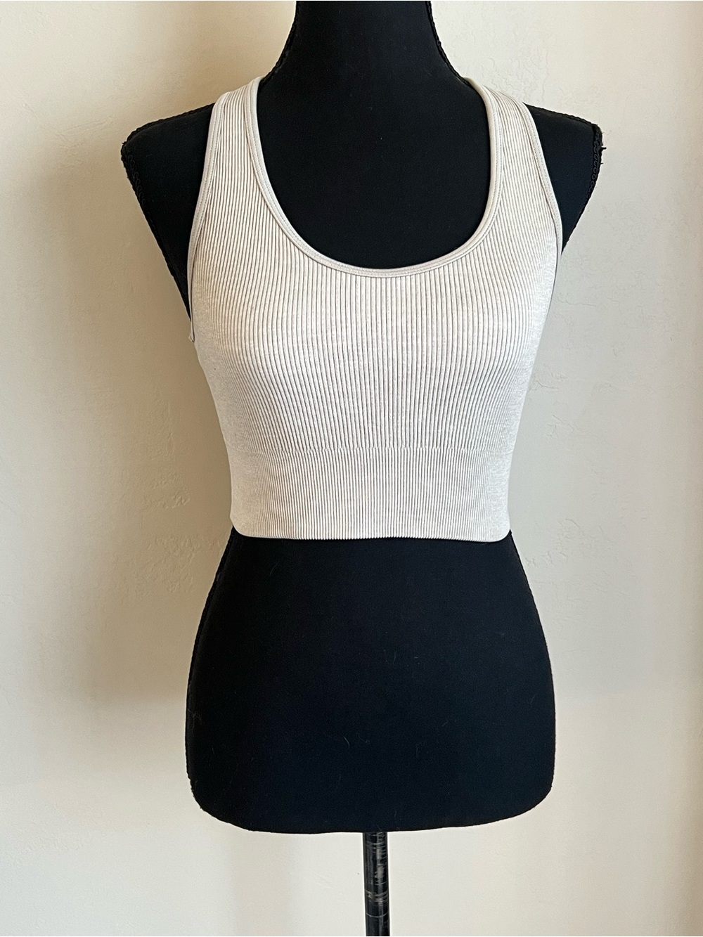 Ribbed Scoop Neck Crop Tank Top - light gray